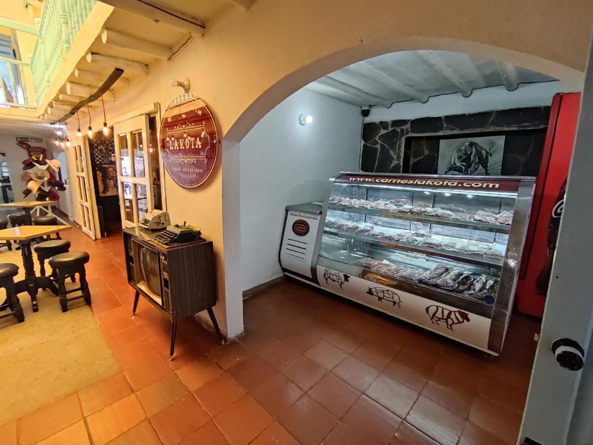 Laureles De La Hotel